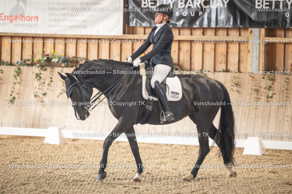 _D5A2681 | Emotionale Pferde- & People-Fotografie rund um Heidelberg, Leimen & Umgebung. Natürliche Fotos von Pferd, Mensch & Familie. Jetzt Termin sichern!