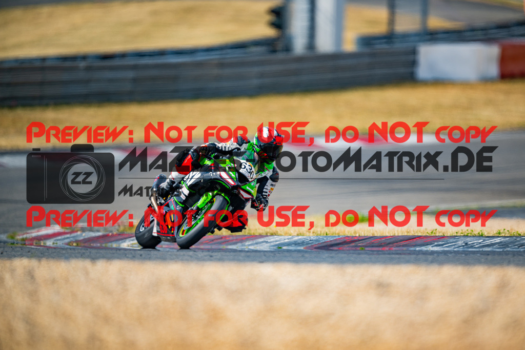 MaZZes_FotoMatrix_230719_0791 | GELB