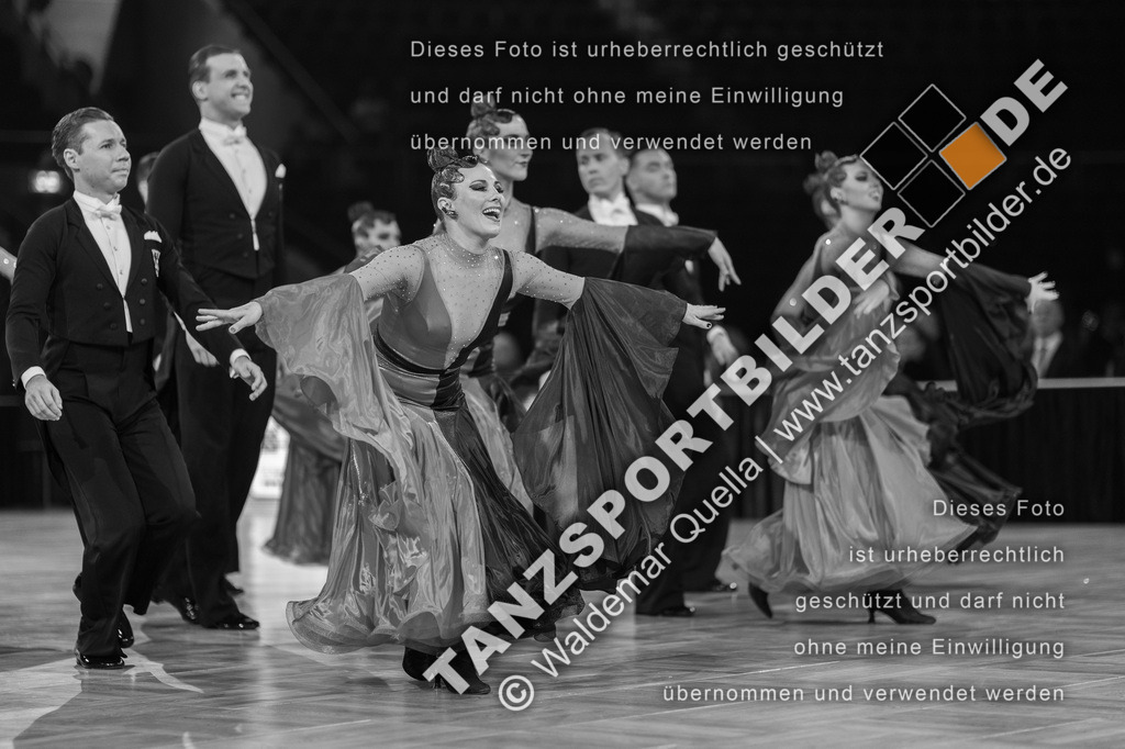 20251206-02907 | Hier finden Sie Tanz Bilder vom Latein und Standard Formationen tanzen. Sportbilder vom Tanzsport. Schöne Fotos und von Weltmeisterschaft, Europameisterschaft, Bundesliga, Regionalliga, Oberliga und Landesliga sowie von GOC Stuttgart, DanceComp, WM Bremen