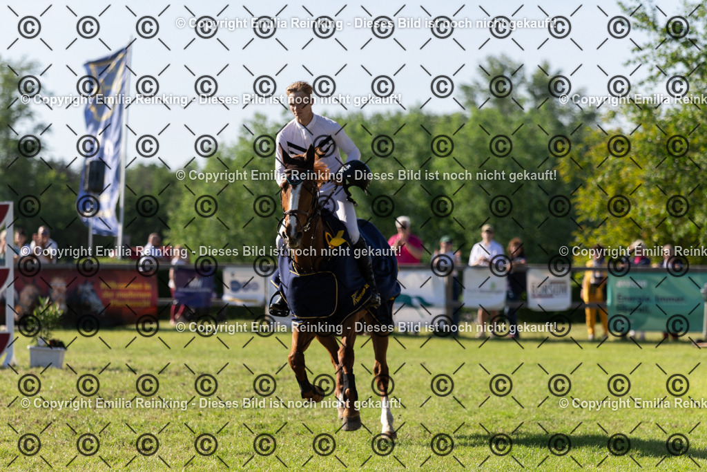 CL5A1516 | Emilia Reinking Fotografie - Realisiert mit Pictrs.com