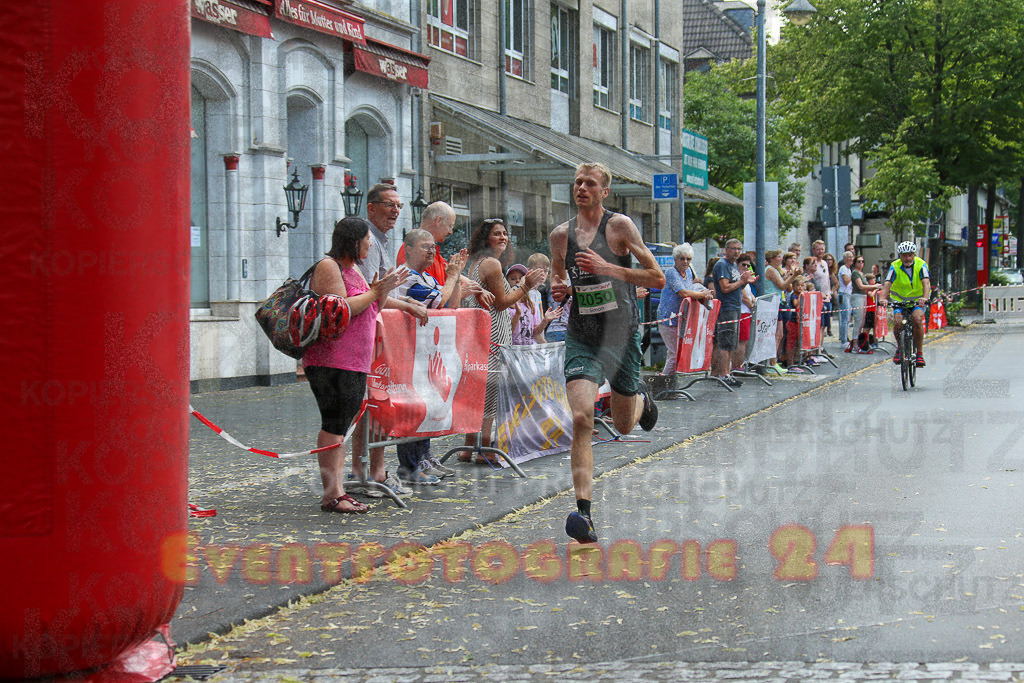 220625_1635_EX1_4697 | Sportfotografie im Rhein-Sieg Kreis, Köln, Bonn, NRW, Rheinland Pfalz, Hessen, etc. Unser Tätigkeitsfeld umfasst den Laufsport vom Volkslauf über den Marathon, Duathlon, Triathon bis zum Ultralauf wie Kölnpfad Ultra oder Schindertrail.