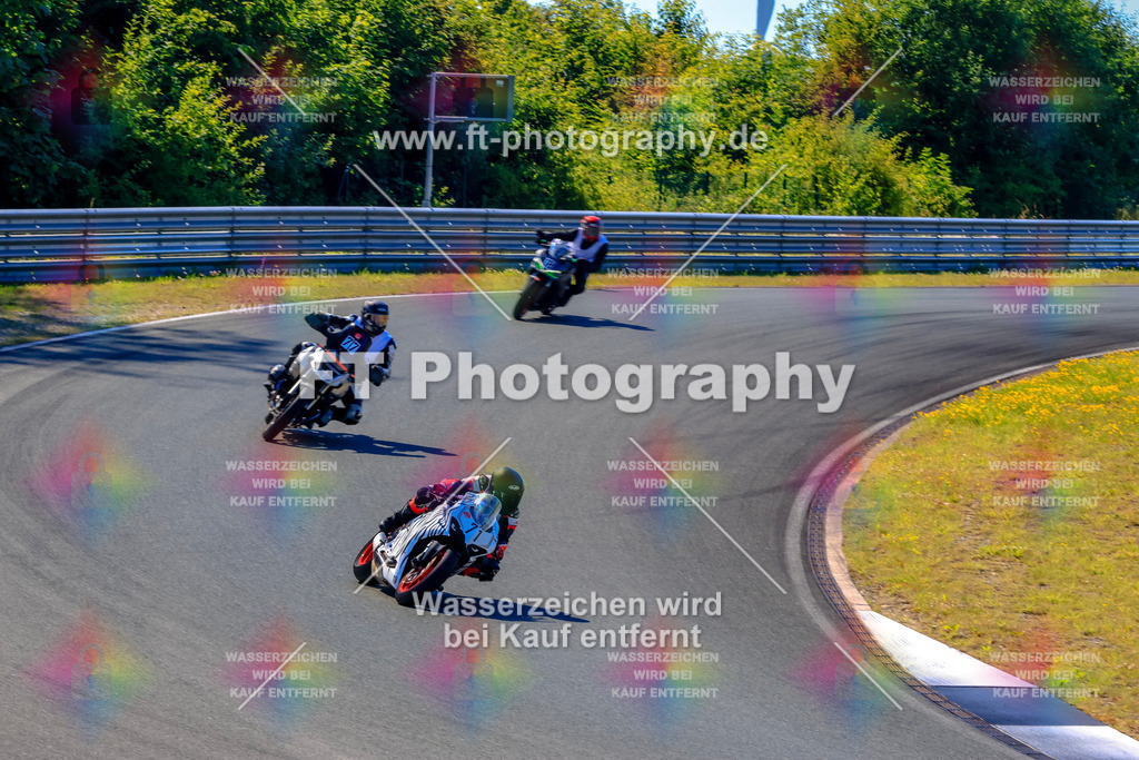 _TCM5745 | Hier findet Ihr Bilder von Touristenfahrten auf der Nürburgring Nordschleife oder von anderen Veranstaltungen die ich besucht habe. Viel Spass beim Durch Schauen 