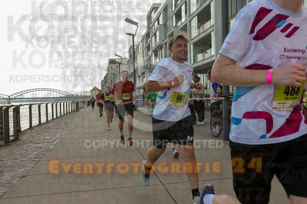 250920_1451_EX1_7953 | Sportfotografie im Rhein-Sieg Kreis, Köln, Bonn, NRW, Rheinland Pfalz, Hessen, etc. Unser Tätigkeitsfeld umfasst den Laufsport vom Volkslauf über den Marathon, Duathlon, Triathon bis zum Ultralauf wie Kölnpfad Ultra oder Schindertrail.