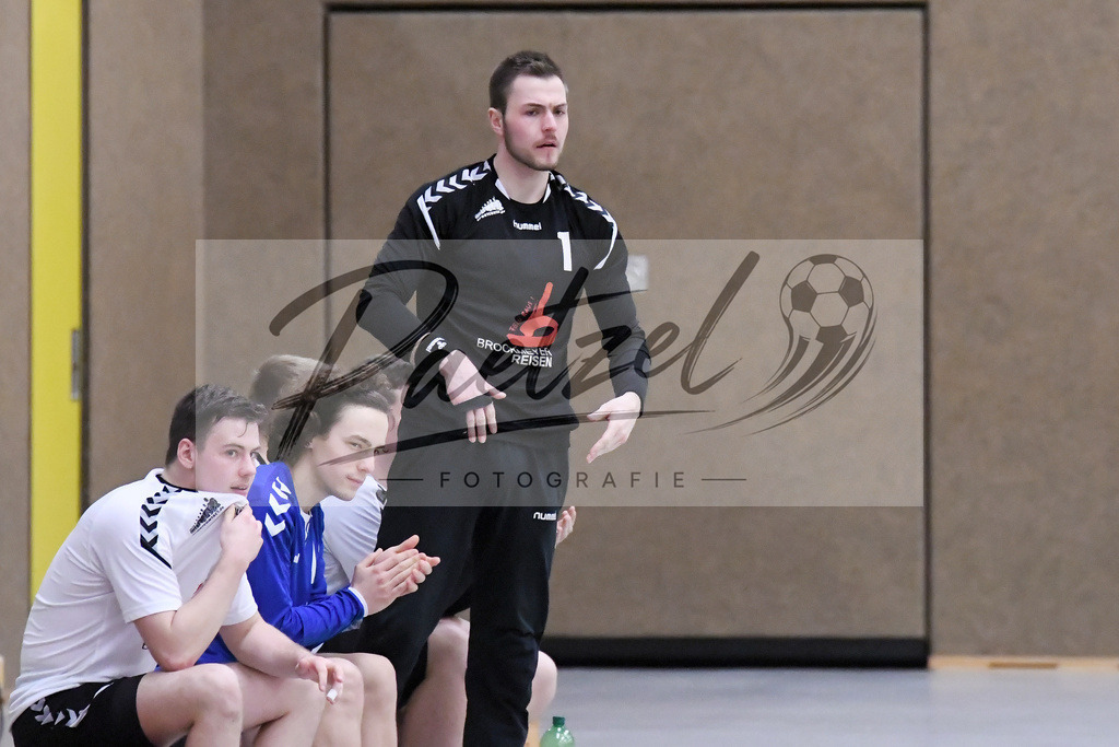 20200125_TEURWD_0058 | Handball, Herren:   beim Spiel der Landesklasse Süd zwischen SG Teuto Handball vs. RW Damme am 25.01.2020 in der Sporthalle-Gellenbeck in Hagen a.T.W., Deutschland.(Foto von Nico Paetzel) - Realisiert mit Pictrs.com