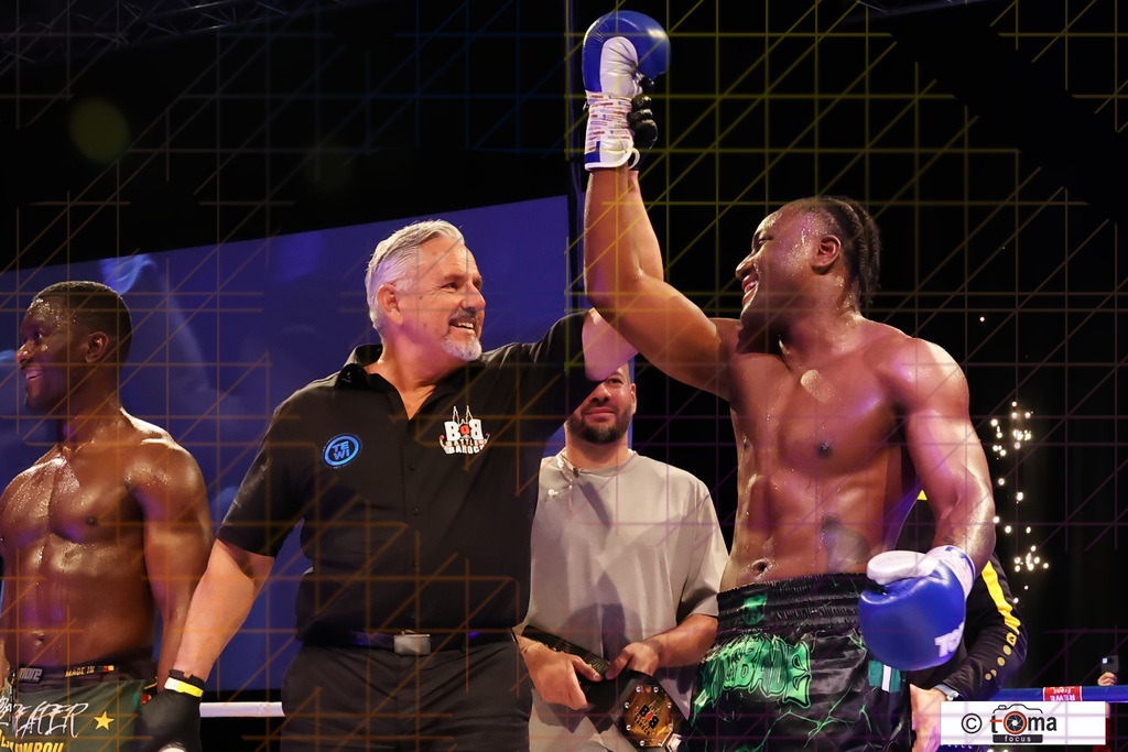 Finale Akingbade vs Kombou 25.04.2026 tomafocus Tb00156 | professionelle Sport- und Eventfotografie von Tomafocus – dynamische Bilder, emotionale Momente und hochwertige Aufnahmen für jeden Anlass. - Realisiert mit Pictrs.com