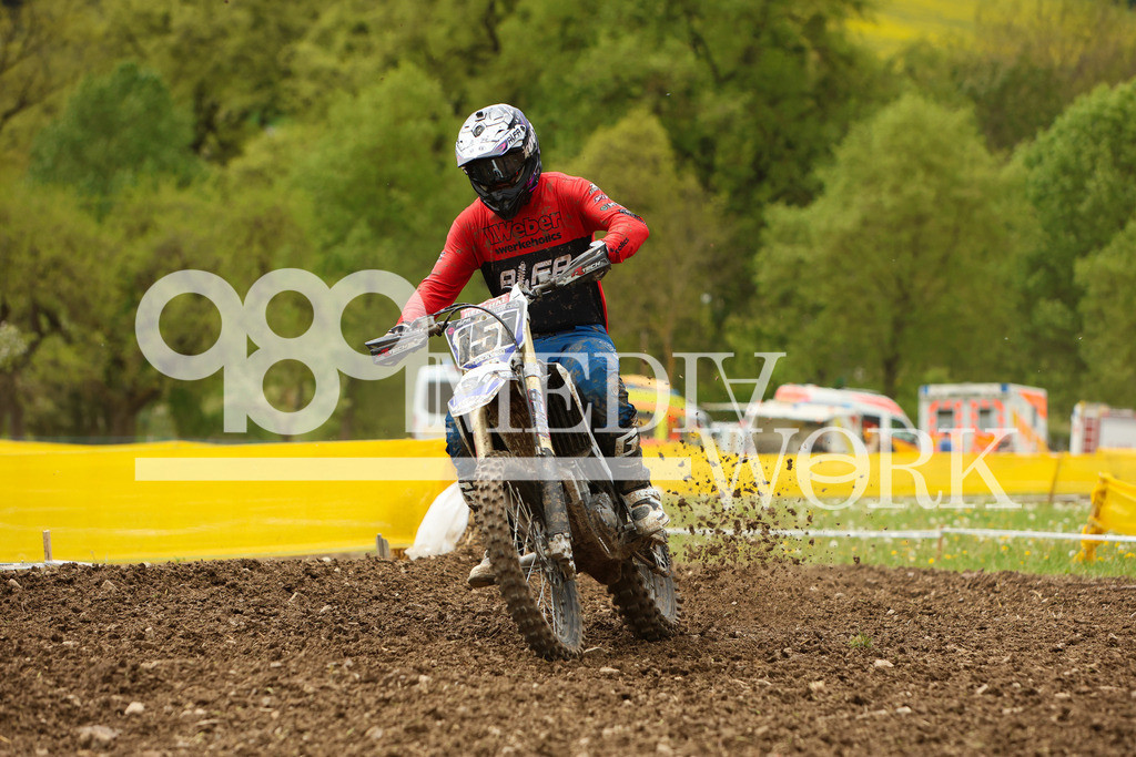 5E6A8795 | 989 MEDIAWORK