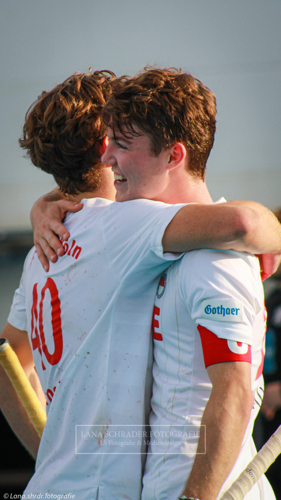 DM22 HALBFINALE RWK-HTCU 22.10.22-07 | lanaschraderfotografie - Realisiert mit Pictrs.com