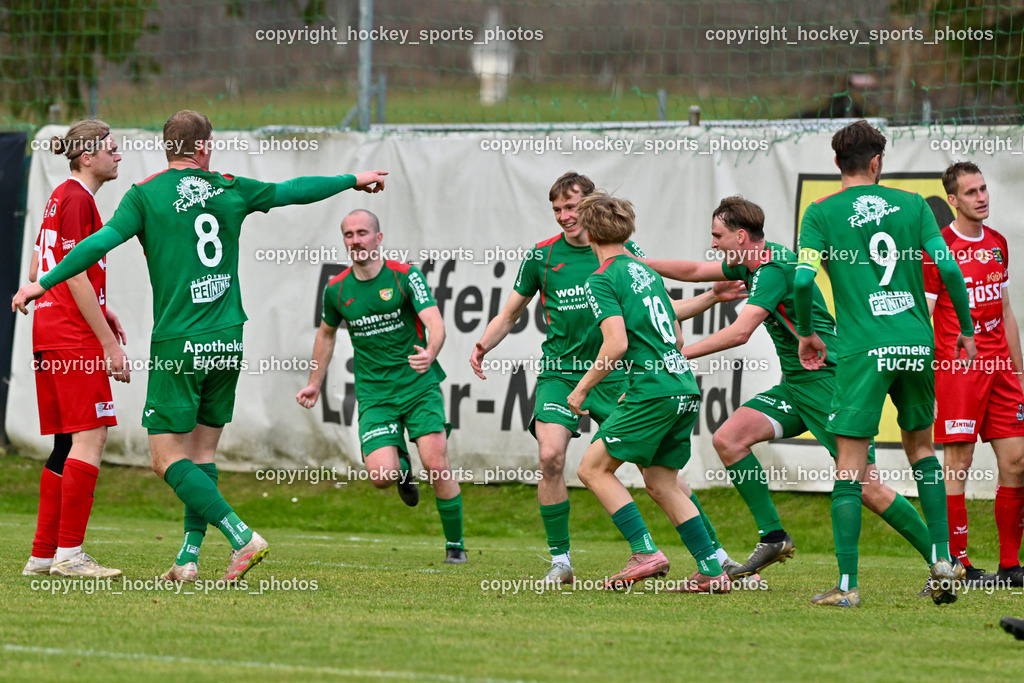 FC ASKÖ Gmünd vs. SV Rapid Lienz | Jubel FC Gmünd Mannschaft, #9 Juro Kovacic FC Gmünd, #23 Fabian Gerhard Esterl FC Gmünd, #18 Tobias Bliem FC Gmünd, #5 Ben Gerfried Brandstätter FC Gmünd, #3 Maximilian Kohlmaier FC Gmünd, #8 Domenik Steiner FC Gmünd, #25 Andre Tabernig Rapid Lienz, FC ASKÖ Gmünd vs. SV Rapid Lienz, FC ASKÖ Gmünd vs. SV Rapid Lienz am 09.11.2025 in Ferlach (Ballspielhalle Ferlach), Austria, (Photo by Bernd Stefan)