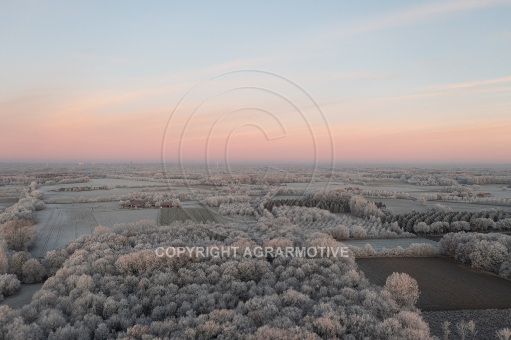 20221218-DJI_0042 | Luftbilder einer Winterlandschaft zum Sonnenaufgang - Realisiert mit Pictrs.com