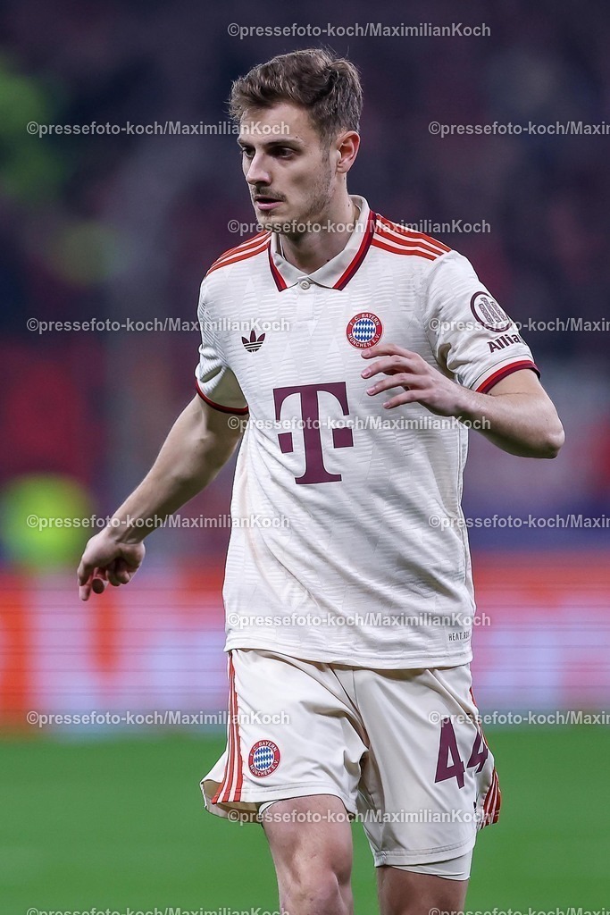UCL11032502381 | 11.03.2025, Fußball, UEFA Champions League, Bayer 04 Leverkusen - FC Bayern München, Achtelfinale Rückspiel, BayArena, Saison 2024 2025: Josip Stanisic (FC Bayern #44)DFB regulations prohibit any use of photographs as image sequences and or quasi-video.