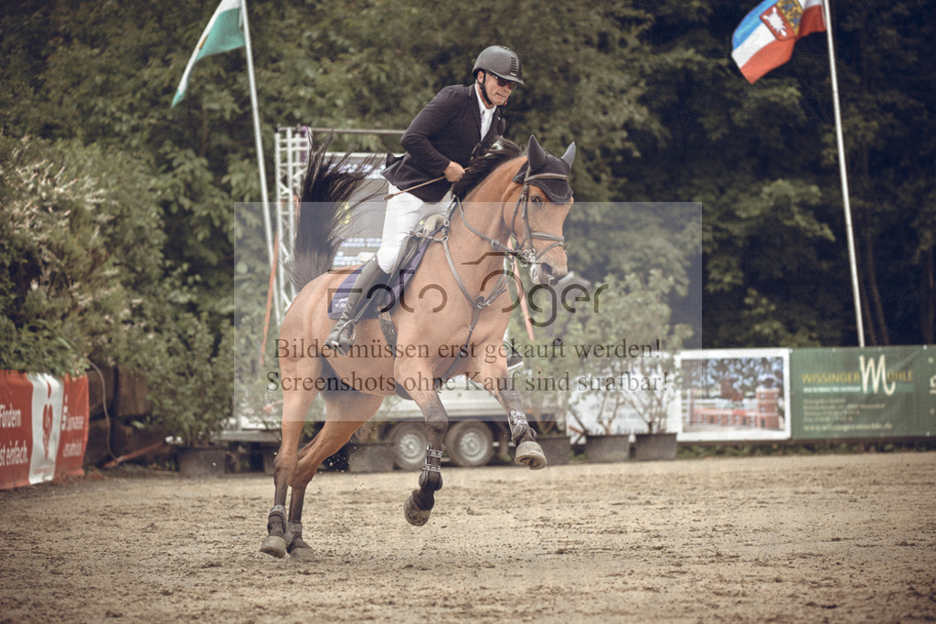 20240531-DOS_5656 | Entdecke hochwertige Reitturnierfotos von Foto Oger. Professionell, emotional und authentisch – jetzt Lieblingsmomente im Shop bestellen.Deutschlandweite Turnierfotografie. - Realisiert mit Pictrs.com