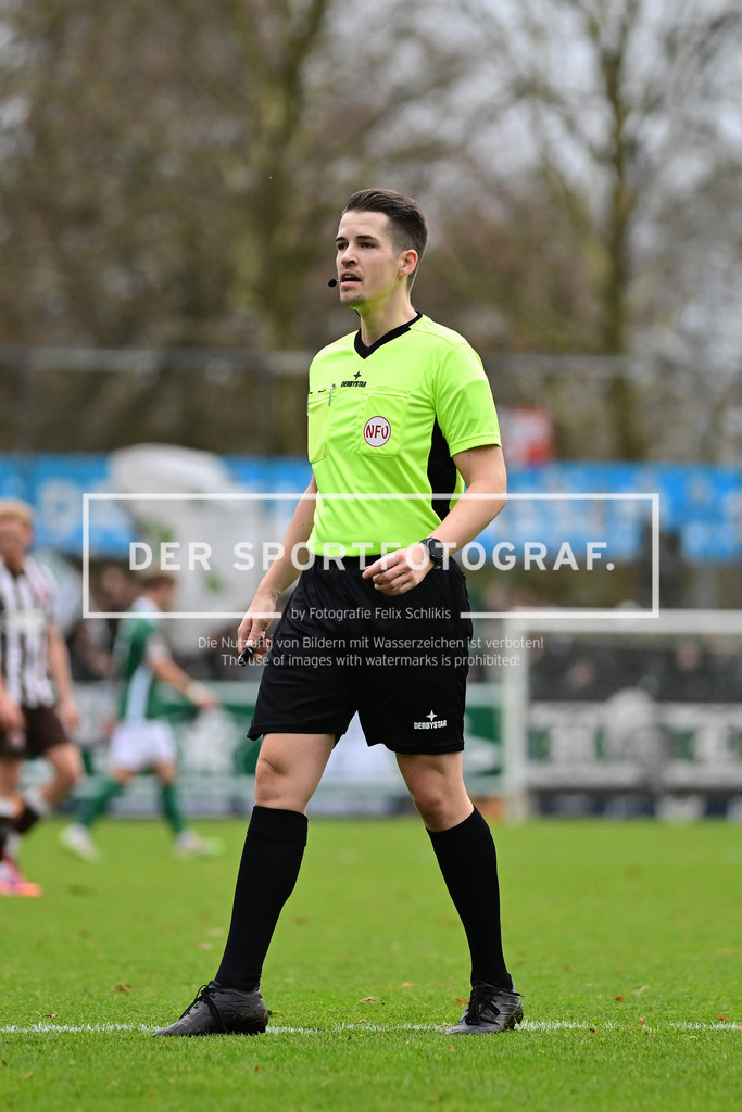 Fußball I Herren I Saison 2025-2026 I Regionalliga Nord I 21. Spieltag I FC St. Pauli II - VfB Lübeck I 32677 | Symbol, Symbolfoto, Symbolbild, Sinnbild, Bildsymbol, Darstellung, Signum, Beispielbild, Musterbild, Referenzbild, Beispielfoto, Stockfoto, Archivaufnahme, Demonstrationsfoto, Vergleichsbild: Stadion, Edmund-Plambeck-Stadion, Ochsenzoller Str. 58 22848 Norderstedt, Edmund Plambeck Stadion - Realisiert mit Pictrs.com