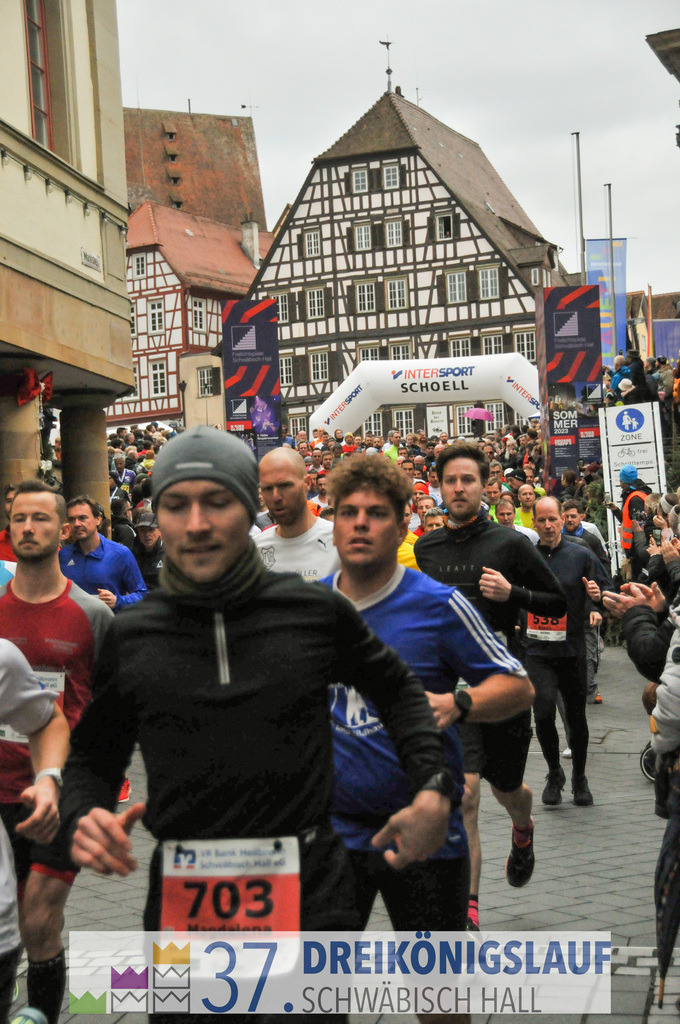VR Bank Hauptlauf 10000m | 3 Koenigslauf 2023 - Realisiert mit Pictrs.com