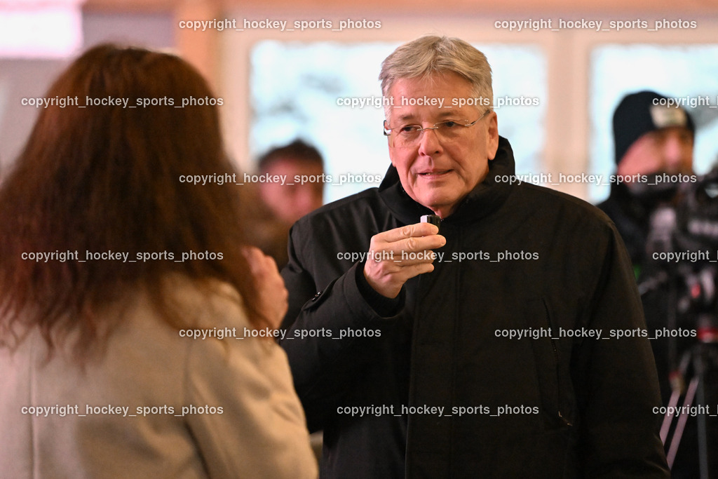 Eishallen Eröffnung Eberstein | Landeshauptmann Kärnten Peter Kaiser, Eishallen Eröffnung Eberstein, Eishallen Eröffnung Eberstein am 07.12.2024 in Eberstein (Halle Eberstein), Austria, (Photo by Bernd Stefan)