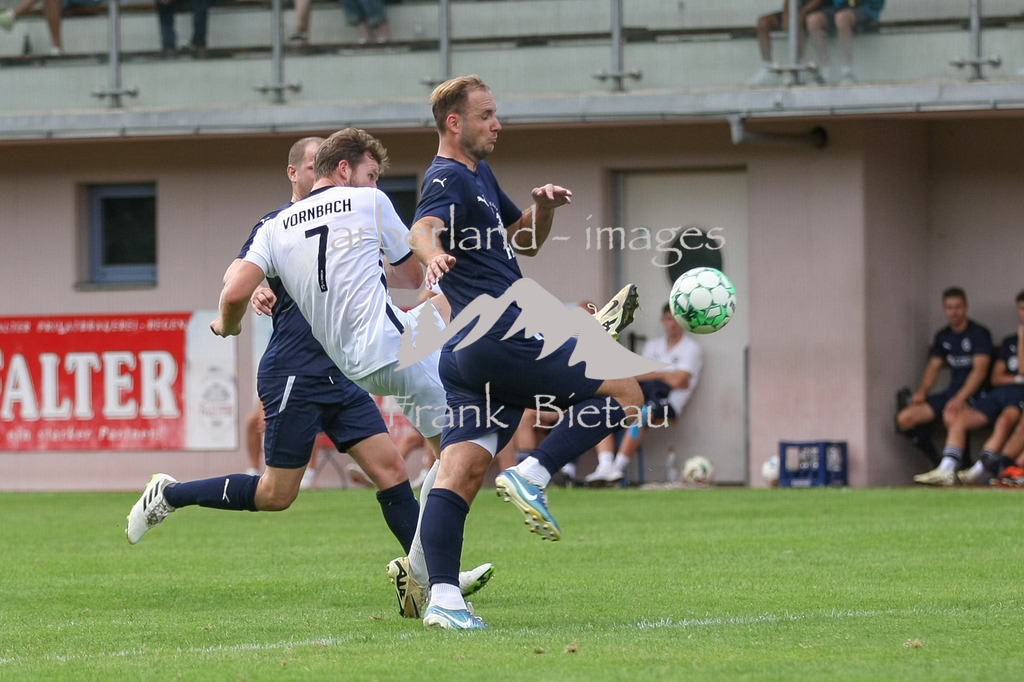 993T3938 | Medien- Sport- Entertainmentfotos