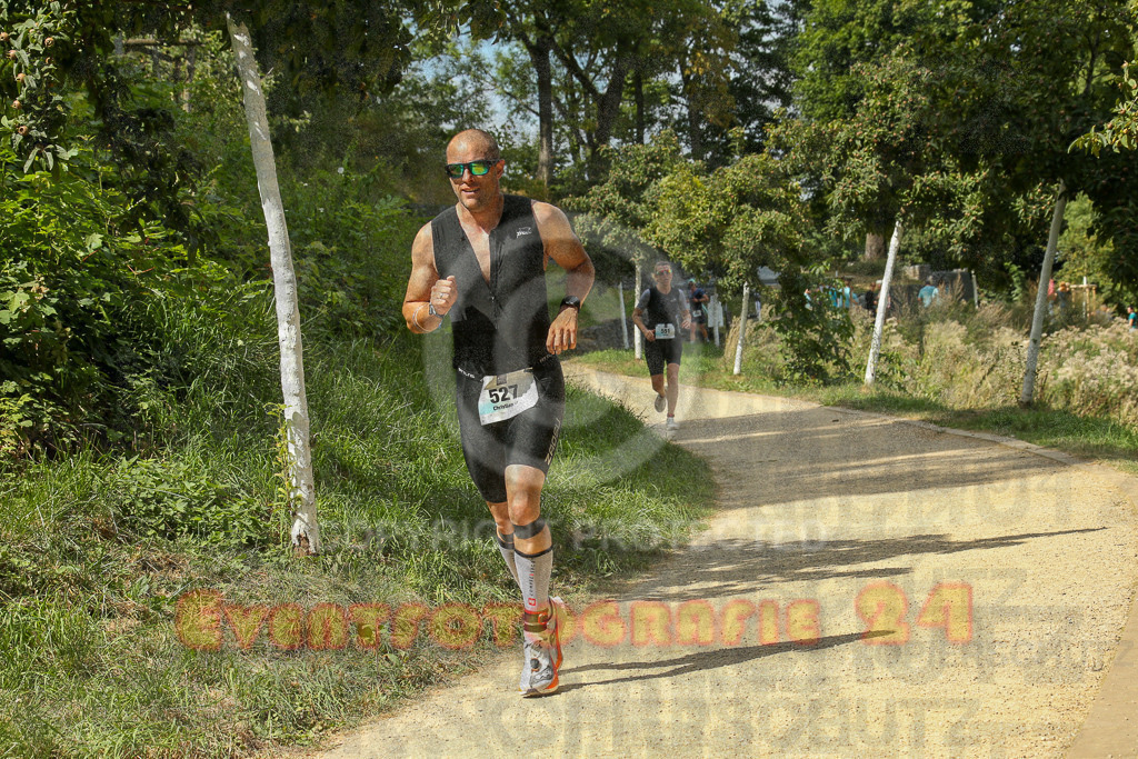 250824_1411_EX1_5288 | Sportfotografie im Rhein-Sieg Kreis, Köln, Bonn, NRW, Rheinland Pfalz, Hessen, etc. Unser Tätigkeitsfeld umfasst den Laufsport vom Volkslauf über den Marathon, Duathlon, Triathon bis zum Ultralauf wie Kölnpfad Ultra oder Schindertrail.