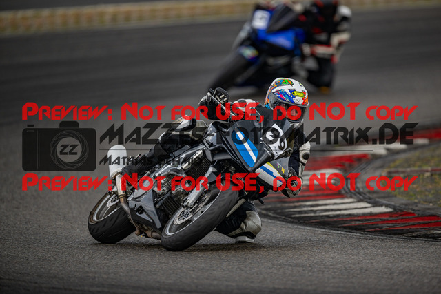 MaZZes_FotoMatrix_230719_3366 | GELB