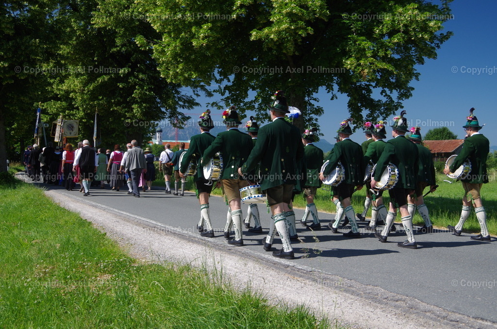 IMGP6387 | fotografiert von Axel PollmannLeonhardi Wallfahrt Benediktbeuern und Murnau, Fronleichnam, Fasching, Landschaft im Loisachtal und Benediktbeuern  - Realisiert mit Pictrs.com
