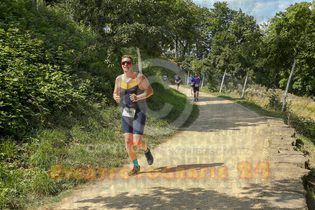 250824_1442_EX1_7227 | Sportfotografie im Rhein-Sieg Kreis, Köln, Bonn, NRW, Rheinland Pfalz, Hessen, etc. Unser Tätigkeitsfeld umfasst den Laufsport vom Volkslauf über den Marathon, Duathlon, Triathon bis zum Ultralauf wie Kölnpfad Ultra oder Schindertrail.