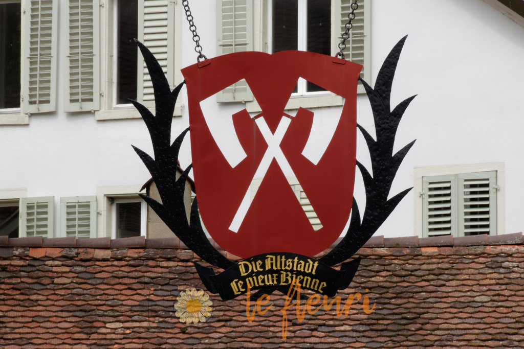 Das alte Biel | Dies ist der Shop von Florian Blum - le fleuri. Langenthal, Bern, SchweizSie können hier meine oder ihre eigenen Fotos als Fotoprodukte kaufen. Tassen, Schlüsselanhänger, Taschen etc. können Sie hier gestalten.  - Realisiert mit Pictrs.com