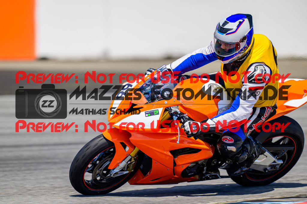 MaZZes_FotoMatrix_240520_6021986_1641 | INST