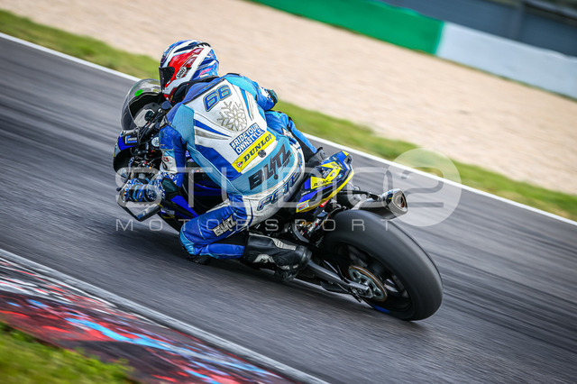 0766-260711LR-040_766 | Deine Full-Service-Agentur für ✔️Videoproduktionen und ✔️Motorsportfotografie Jetzt Angebot anfragen!