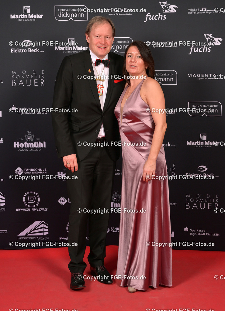 20250209-fge-hofball-0467 | Hofball der FGE am 09.02.2025 im Alten Stadttheater in Eichstätt. - Realisiert mit Pictrs.com