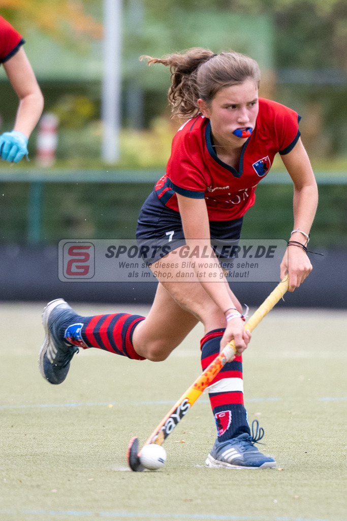 SFE_20231022_0066 | Deutsche Meisterschaft Weibliche U16 Finale Berliner HC - Harvestehuder THC am 22.10.2023 in Köln (Düsseldorfer Hockeyclub 1905 e.V.), Photo: Stephan Fehrmann 2023 (Sports-Gallery)
