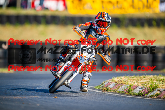 MaZZes_FotoMatrix_220529_4921 | Fotograf Mathias Schmid
Sportfotograf,
Eventfotograf,
Hochzeitsfotograf,
Portraitfotograf