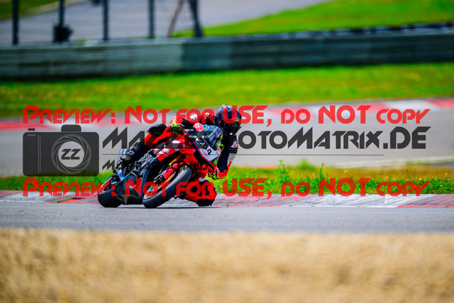 MaZZes_FotoMatrix_240717_6007705_9795 | WEISS