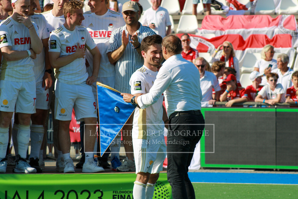 DM23 Finale Herren Mannheimer HC -  Rot-Weiß Köln 04.06.23-270 | lanaschraderfotografie - Realisiert mit Pictrs.com