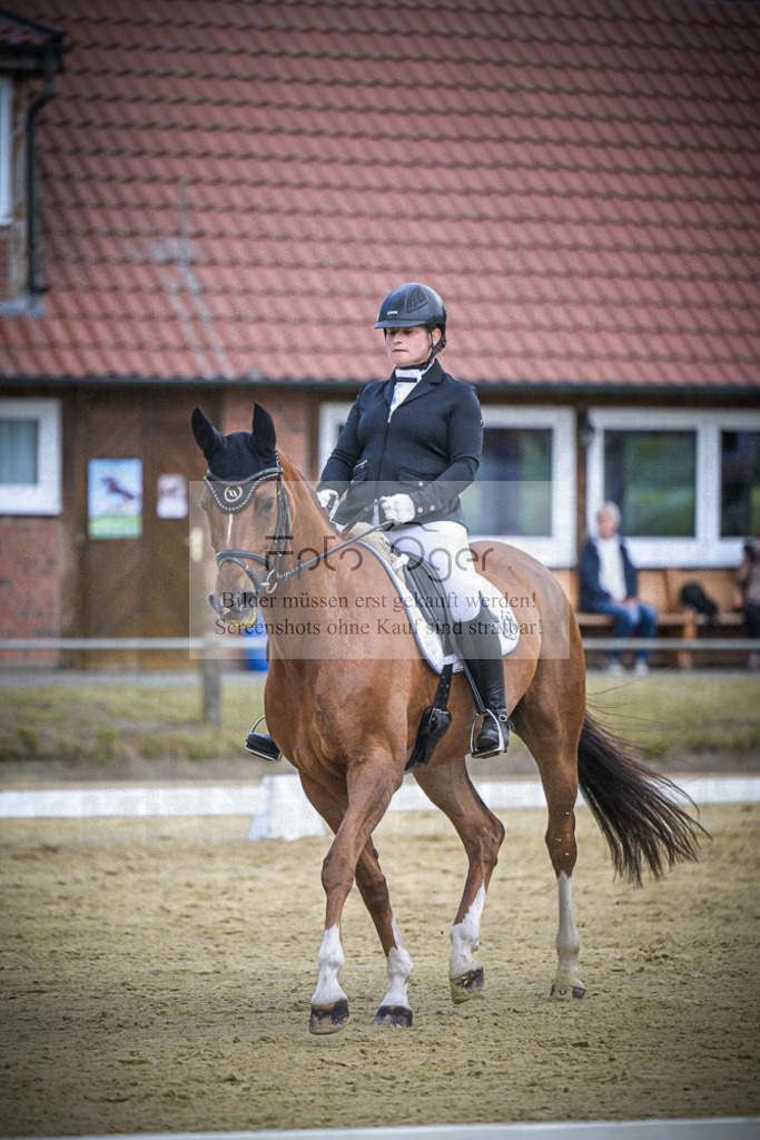 DOS_4896 | Entdecke hochwertige Reitturnierfotos von Foto Oger. Professionell, emotional und authentisch – jetzt Lieblingsmomente im Shop bestellen.Deutschlandweite Turnierfotografie. - Realisiert mit Pictrs.com