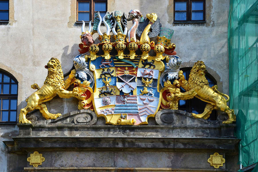 Torgau - Schloss Hartenfels | Entdecke über 20 Kategorien Leipzig-Motive: Foto-Downloads, hochwertige Poster, Leinwand- & Fine-Art-Prints. Jetzt Lieblingsfoto im Bildlexikon Leipzig Shop bestellen!
