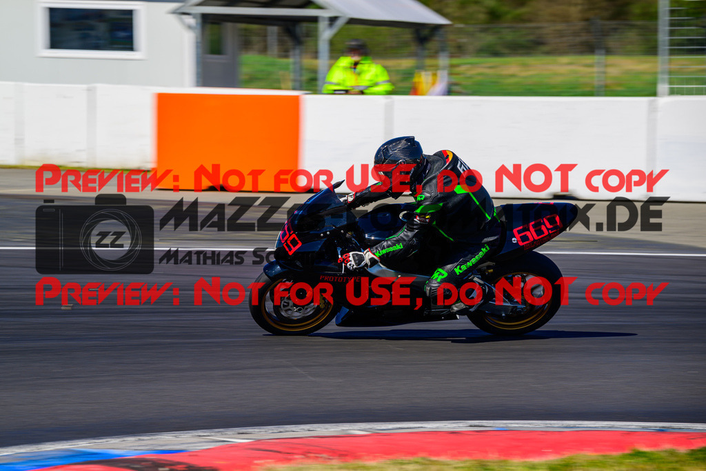 MaZZes_Fotomatrix_20250407_6021986_0542 | ROT