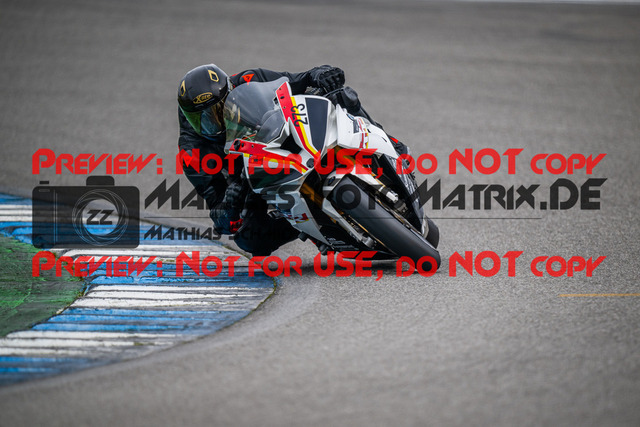 MaZZes_Fotomatrix_20240317_6007705_3064 | Fotograf Mathias Schmid
Sportfotograf,
Eventfotograf,
Hochzeitsfotograf,
Portraitfotograf