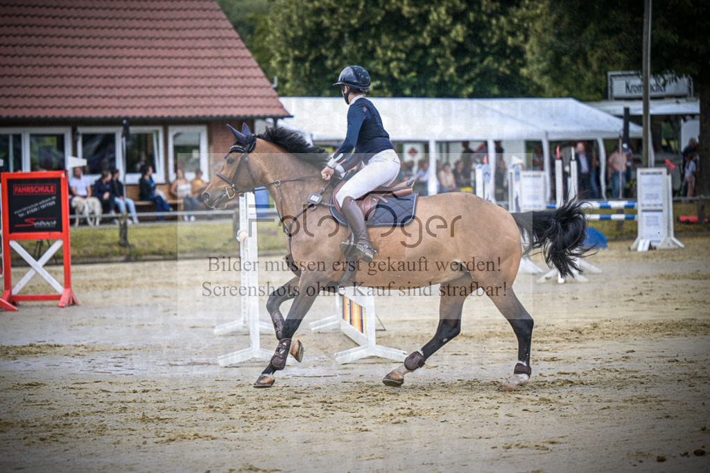 DOS_2236 | Entdecke hochwertige Reitturnierfotos von Foto Oger. Professionell, emotional und authentisch – jetzt Lieblingsmomente im Shop bestellen.Deutschlandweite Turnierfotografie. - Realisiert mit Pictrs.com