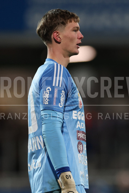 TSV Egger Glas Hartberg vs SV Oberbank Ried – Austrian Bundesliga Match | The image shows Tom Ritzy Huelsmann (Hartberg), at the Bundesliga match TSV Hartberg vs SV Ried at Profertil Arena Hartberg. 22.11.2025