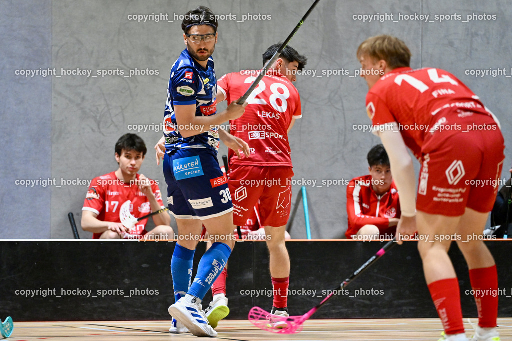 KAC Floorball vs. VSV Unihockey | #30 Christoph Steiner VSV Unihockey, #28 Gabriel Lekas KAC Floorball, #14 Pascual Fina KAC Floorball, KAC Floorball vs. VSV Unihockey, KAC Floorball vs. VSV Unihockey am 21.03.2026 in Klagenfurt (Ballspielhalle Waidmannsdorf), Austria, (Photo by Bernd Stefan)