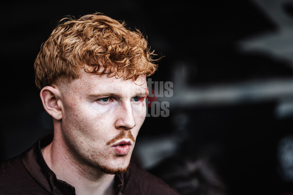 Fußball | Männer | Saison 2024/2025  | Fußball-Bundesliga | 8. Spieltag | FC St. Pauli vs. VfL Wolfsburg | 26.10.2024 | Robert Wagner (#39, FC St. Pauli)