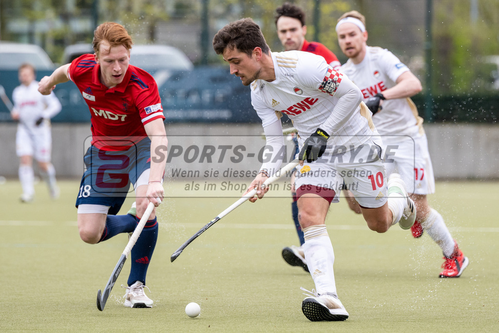 SFE_20230415_0244 | Deutsche Meisterschaft Männliche U16 Halle 2023 am 15.04.2023 in Düsseldorf (Düsseldorfer Hockeyclub 1905 e.V.), Photo: Stephan Fehrmann 2022 (Sports-Gallery),Stollarz Julius ( Düsseldorfer HC #18 ),Moritz Tromperts ( Rot-Weiss Köln #10 )