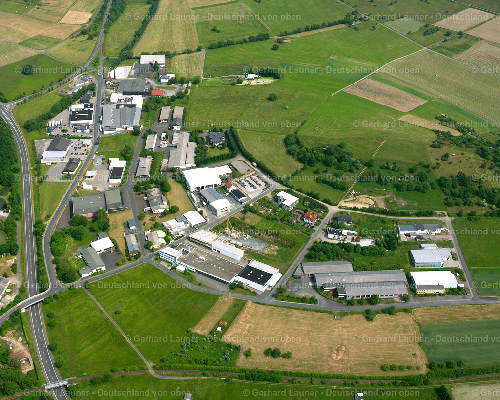 2611071 | EIBELSHAUSEN 06.09.2006 Industrie- und Gewerbegebiet  in Eibelshausen im Bundesland Hessen, Deutschland // Industrial and commercial area  in Eibelshausen in the state Hesse, Germany Foto: Gerhard Launer
