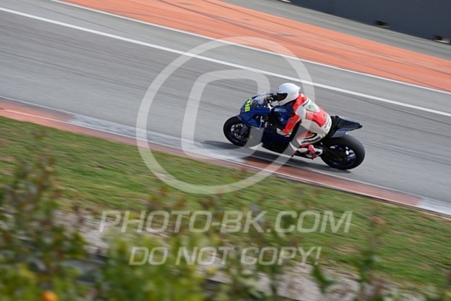 2025_03_27_PBK_33081 | Sportfotografie; SlowMotion; Video; Rennstrecke; Hafeneger; Speer; Racing; RSE; BMW; CBO; Trackday; Motorsportarena; Hockenheimring; Brno; Most; Barcelona; Valencia