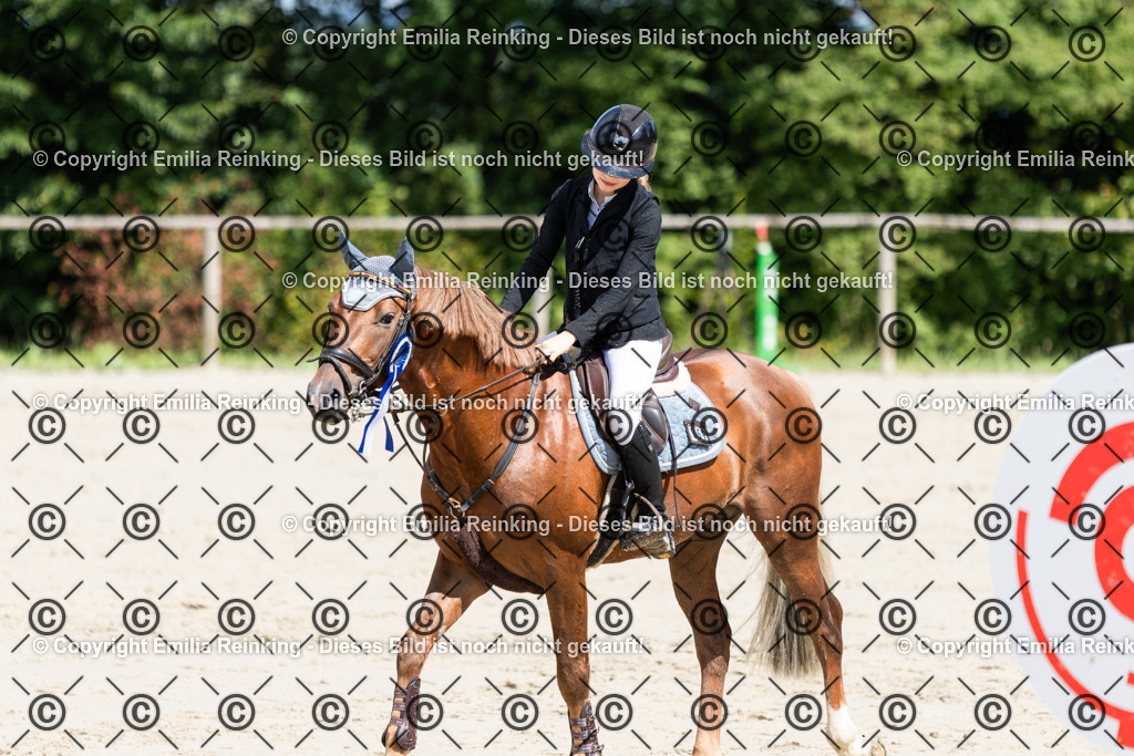 CL5A1044 | Emilia Reinking Fotografie - Realisiert mit Pictrs.com