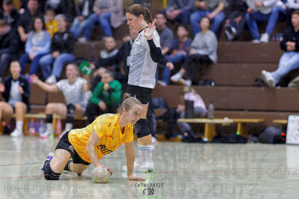 Frauen Oberliga Mitte (HHV); HSG Eibelshausen/Ewersbach - HSG Linden | Frauen Oberliga Mitte (HHV); HSG Eibelshausen/Ewersbach - HSG Linden am 15.11.2025 in Eibelshausen (Holderberghalle)Photo © 2025 - Jörg Heinrich - Realisiert mit Pictrs.com