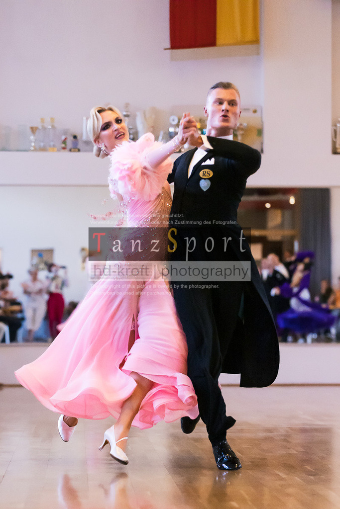 20240525_RL-HGR-Std_7373 | Tanzsportbilder, Standardtanz, Lateintanz, WDSF, DTV, LTVB, dancecomp, goc, hessen tanzt, blaues band der spree, walzer, tango, wiener walzer, slowfox, quickstepp, samba, rumba, cha-cha-cha, paso doble. jive, hd-kroft photography, turniertanzsport