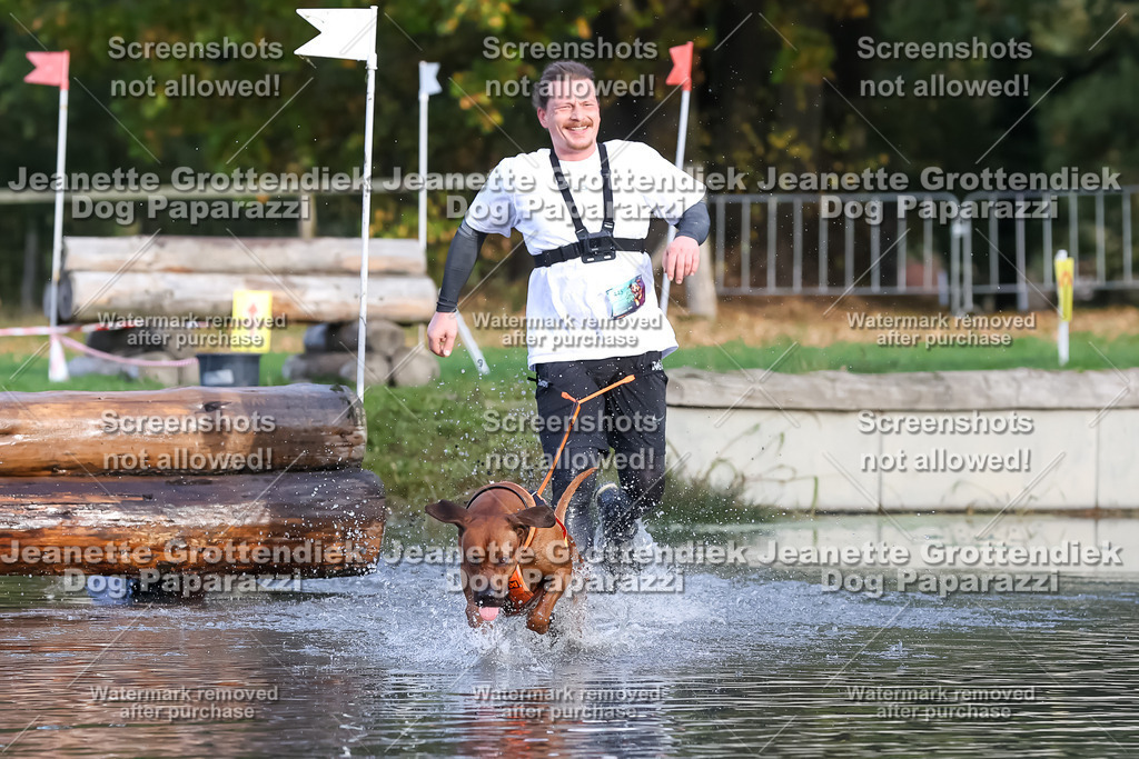 Dog Paparazzi - Strongdog 10-25-7006 | Dog Paparazzi Jeanette Grottendiek Fotografie & Videografie - Realisiert mit Pictrs.com