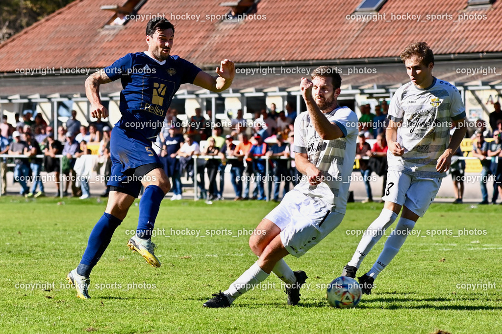 ATUS Velden vs. ASKÖ Köttmannsdorf 7.10.2023 | #5 Roland Putsche ATUS Velden, #3 Fabian Janschitz Köttmannsdorf, #8 Daniel Perkounig Köttmannsdorf, ATUS Velden vs. ASKÖ Köttmannsdorf 7.10.2023, ATUS Velden vs. ASKÖ Köttmannsdorf am 07.10.2023 in Velden (Wald Arena Velden), Austria, (Photo by Bernd Stefan)