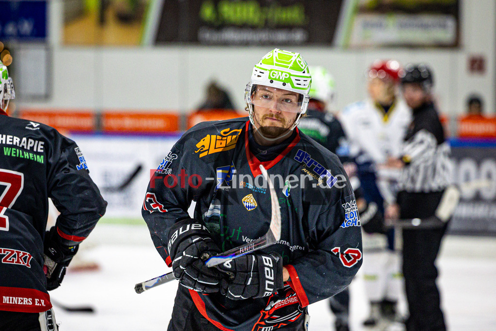 Peißenberg MINERS gegen ERV Schweinfurt | Eishockey Bayernliga 2025/26 Vorrunde 15. Spieltag, Peißenberg MINERS gegen ERV Schweinfurt, 20251130,Weiland PARRISH (MINERS 13) Portrait,2025-11-30 in Peißenberg (flatbuy Arena Peißenberg), Weiland PARRISH (MINERS 13)Copyright: WolfgangxLindner www.foto-lindner.de