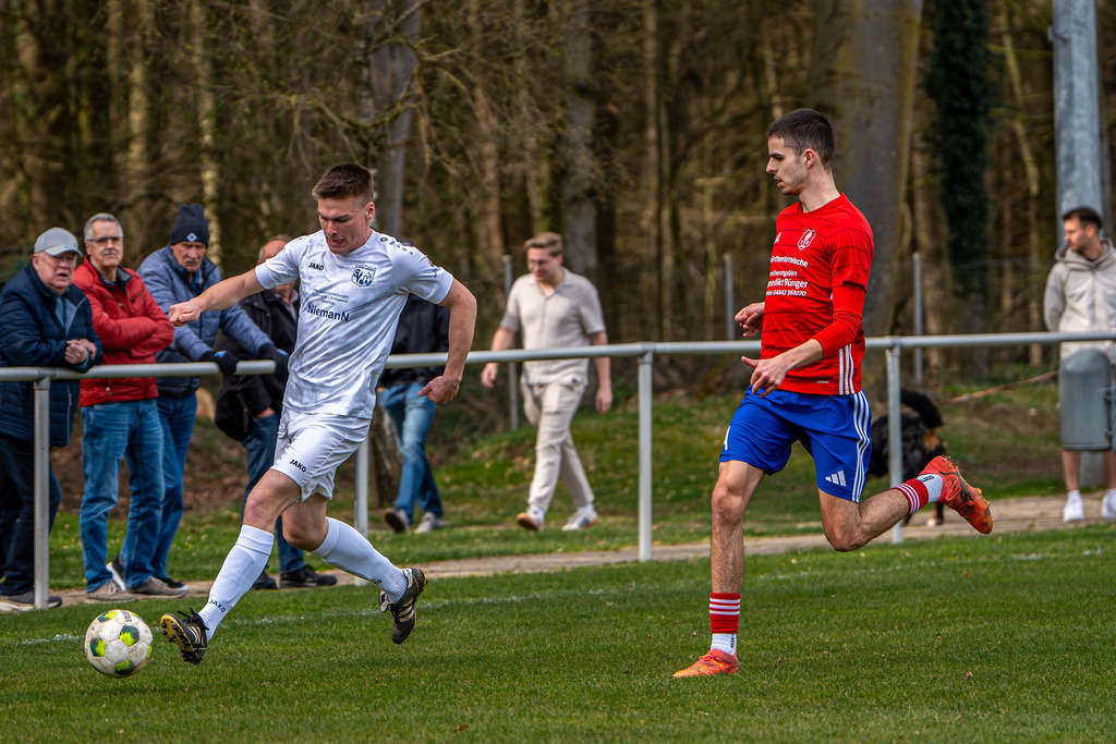 Fußball I Herren I Saison 2025-2026 I Halbfinale Kreispokal VEC I  BW Langförden - TV Dinklage II I 18902 | jns.sportfotos - Realisiert mit Pictrs.com