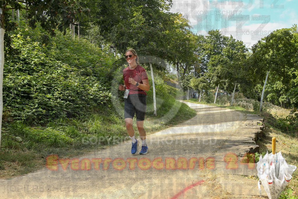 250824_1509_EX1_8589 | Sportfotografie im Rhein-Sieg Kreis, Köln, Bonn, NRW, Rheinland Pfalz, Hessen, etc. Unser Tätigkeitsfeld umfasst den Laufsport vom Volkslauf über den Marathon, Duathlon, Triathon bis zum Ultralauf wie Kölnpfad Ultra oder Schindertrail.